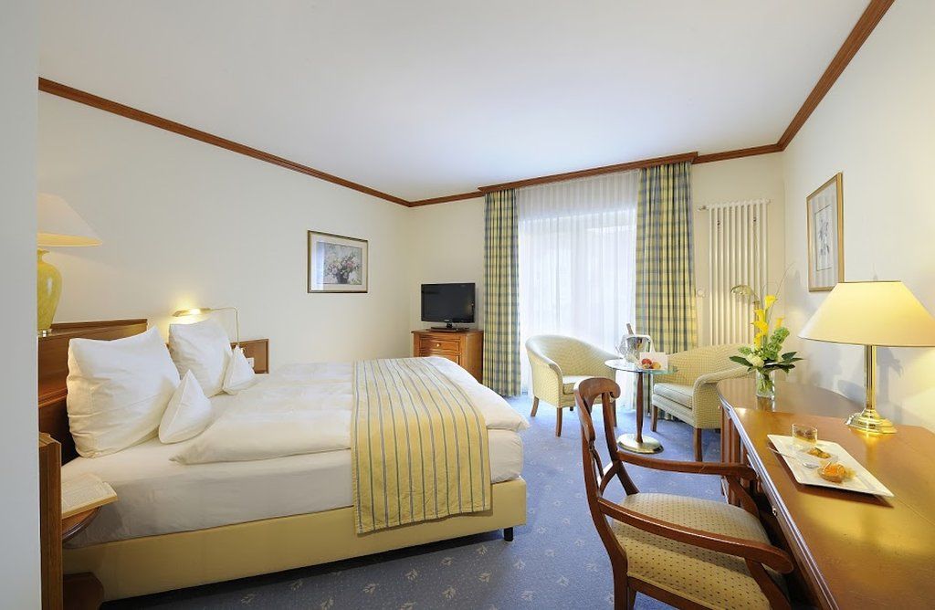 Vila Vita Rosenpark Marburg Kültér fotó A typical hotel room